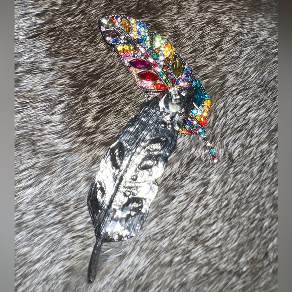 Large Feather Rhinestone Earrings • nickel free post • handmade colorful earring - Picture 4 of 4